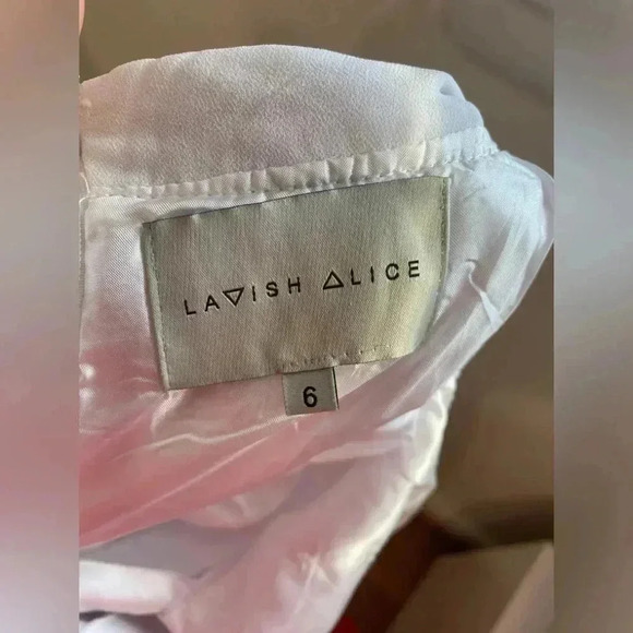 Lavish Alice White Maxi Dress Size US 2 or UK 6 - Picture 15 of 16